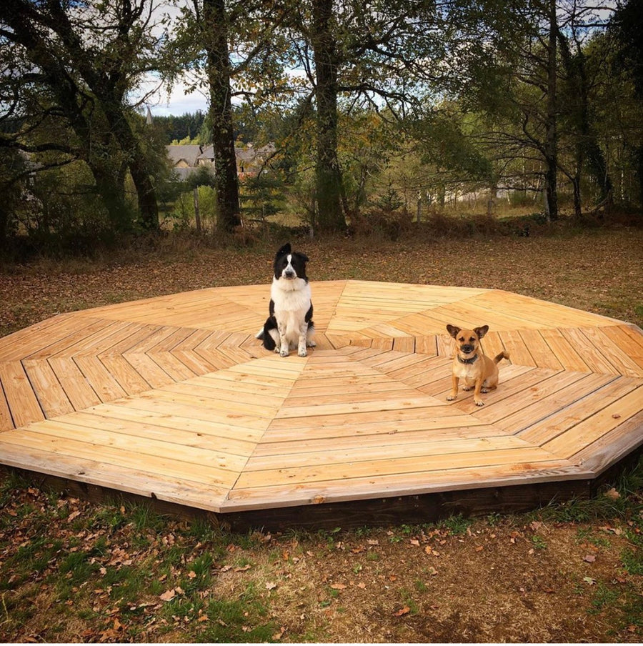 Wooden platform for glamping tents